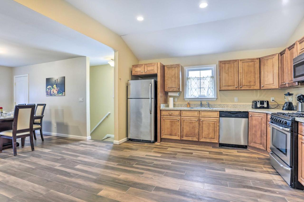 Ideally Located Glen Cove Apartment! ภายนอก รูปภาพ