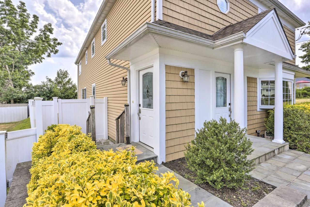 Ideally Located Glen Cove Apartment! ภายนอก รูปภาพ